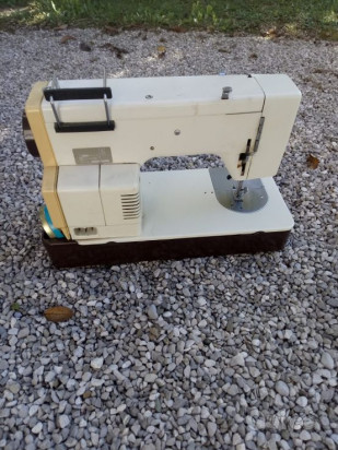 Macchina da cucito foto-38405