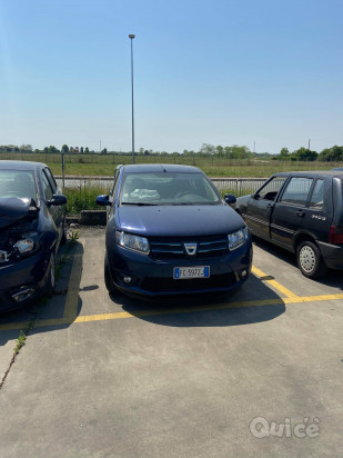 dacia sandero per pezzi di ricambio foto-22174