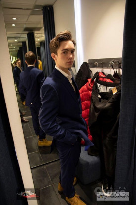 Sto cercando una donna che sappia soddisfarmi foto-41986