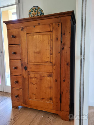 Credenza in abete massello del 1700/1800 foto-367137