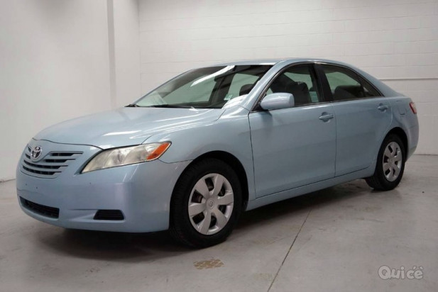 Toyota Camry LE del 2009 foto-43014
