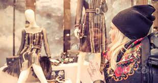 Corso Allestimento negozi/Corso di vetrinista liv 2/Omaggio Corso Vetrinista  foto-44714