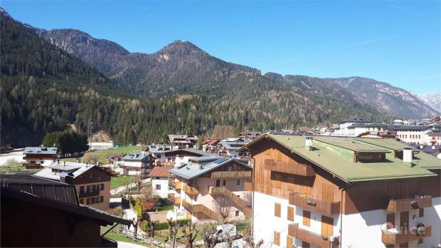 Appartamento su due livelli a Auronzo di Cadore foto-387210
