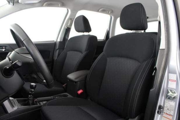 SUBARU Forester foto-388157