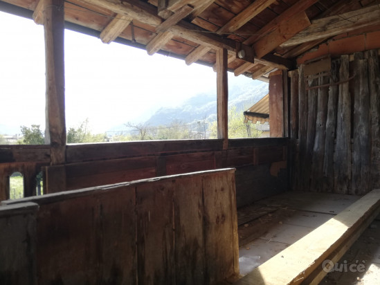 Porzione centrale suddivisa in 3 piani - V1490 foto-390299