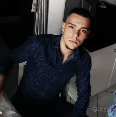 Uomo cerca donna  foto-392638