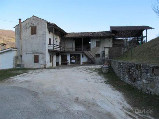 RUSTICO CON TERRENO tra TARZO E VITTORIO a Tarzo foto-24876