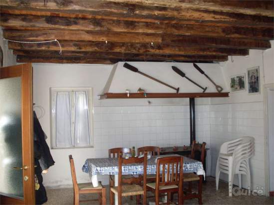 RUSTICO CON TERRENO tra TARZO E VITTORIO a Tarzo foto-24873