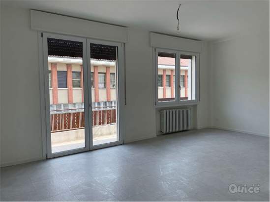 APPARTAMENTO RESTAURATO 3 CAMERE CONEGLIANO a Conegliano foto-398416