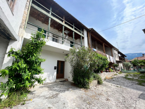 Porzione centrale con magazzino - V1492 foto-400837