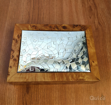 Scatola Portagioie in legno chiaro e argento foto-412666