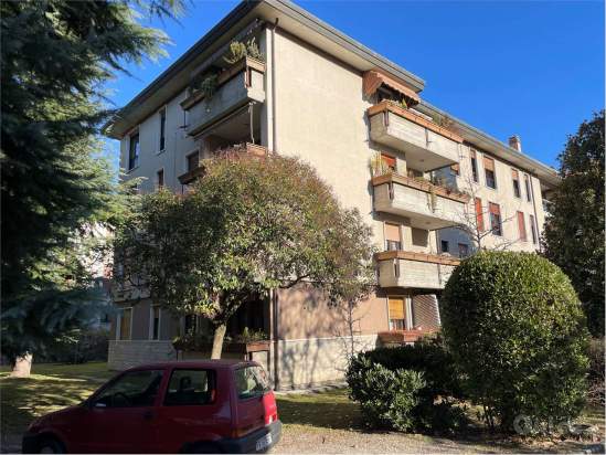 BEL 4 CAMERE PANORAMICO ULTIMO PIANO VITTORIO V.to a Vittorio Veneto foto-49629