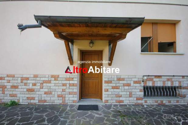 Casa singola con 2 appartam. indipendenti a Feltre foto-434958