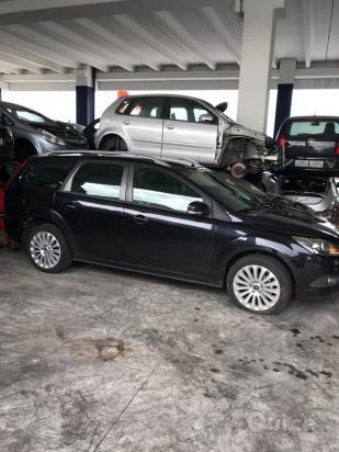 Ford Focus Sw del 2009 per pezzi di ricambio foto-33014
