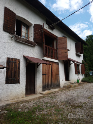 CASA IN CAMPAGNA RISTRUTTURATA CON MOLTO TERRENO foto-39868