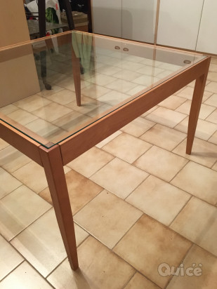 Tavolino in legno e cristallo  foto-7227