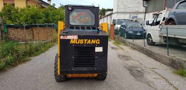 Minipala gommata Imer Mustang 930 A - 25 q.li foto-42792