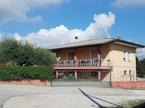 VENDESI CASA SINGOLA foto-8313