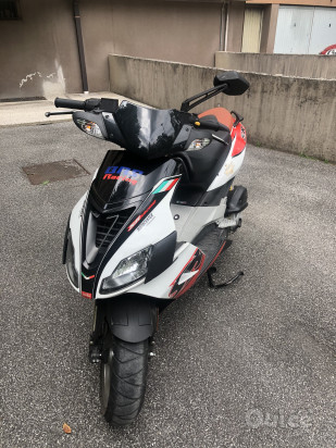 APRILIA SR50 foto-8458