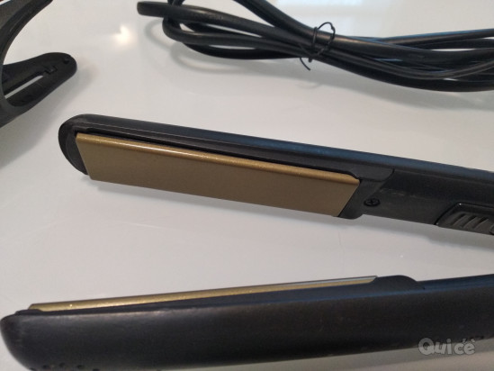 Vendo piastra GHD Gold modello no 5.0 professionale per capelli. Ottimo stato.  foto-58791