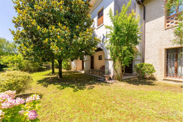 Rustico/Tenuta di ampie dimensioni foto-8102