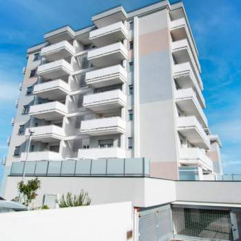 Appartamento in vendita a Salerno (Salerno)