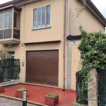 Ufficio /laboratorio in buono stato anche affitasi