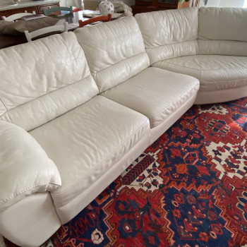 Vendo divano in pelle bianco panna 5 posti