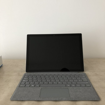 Vendo Surface Pro Core M 128GB 4GB   Tastiera Microsoft   Microsoft Pen