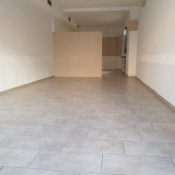 Negozio in affitto a Carpi (Modena)