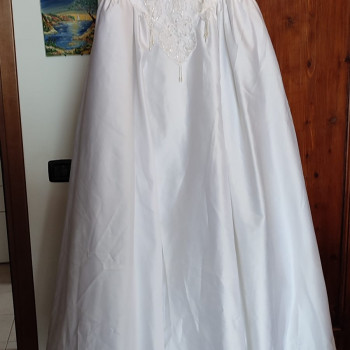 abito da sposa artigianale