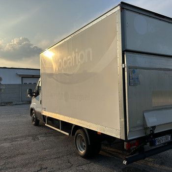 IVECO DAILY 35-160 FURGONE BOX SPONDA CARICATRICE