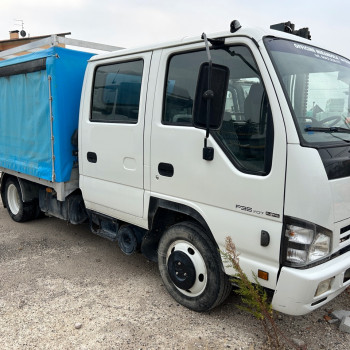 ISUZU P35.Y07 DOPPIA CABINA  CASSONE CENTINATO 