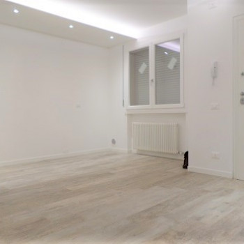 APPARTAMENTO CON DUE CAMERE RISTRUTTURATO