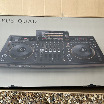 Pioneer DJ OPUS-QUAD , Pioneer DJ XDJ-RX3 , Pioneer XDJ-XZ  DJ System