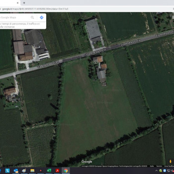 ABITAZIONE RURALE CON ANNESSI RUSTICI E STALLA CIRCONDATA DA 9 CAMPI AGRICOLI