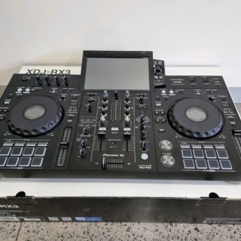 Pioneer XDJ-RX3 DJ System / Pioneer XDJ-XZ / Pioneer OPUS-QUAD DJ System