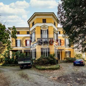 Villa in vendita a Desio (Monza e della Brianza)