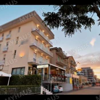 Hotel - albergo in vendita a Bellaria-Igea Marina (Rimini)