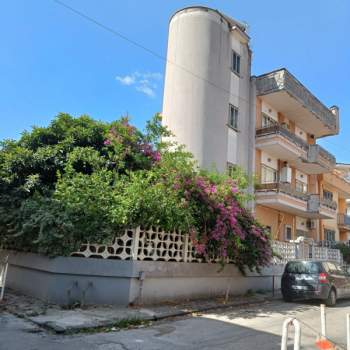 Villa in vendita a Casalnuovo di Napoli (Napoli)