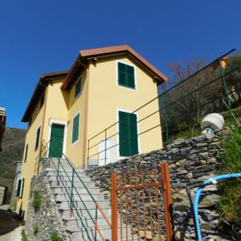 Casa singola in vendita a Avegno (Genova)