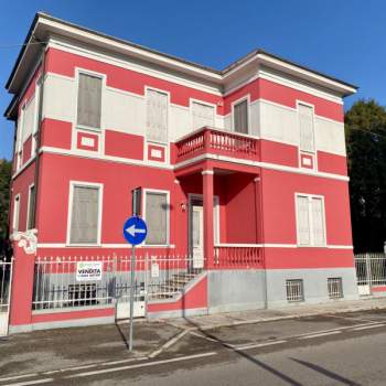 Villa in vendita a Legnago (Verona)