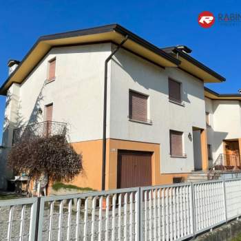 Villa in vendita a Tavagnacco (Udine)