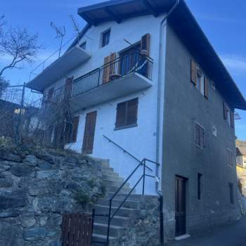 Appartamento in vendita a Challand-Saint-Victor (Valle d'Aosta/Vallée d'Aoste)