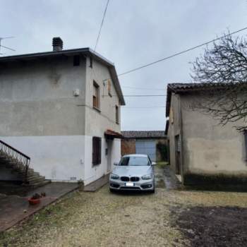 Villa in vendita a Moglia (Mantova)
