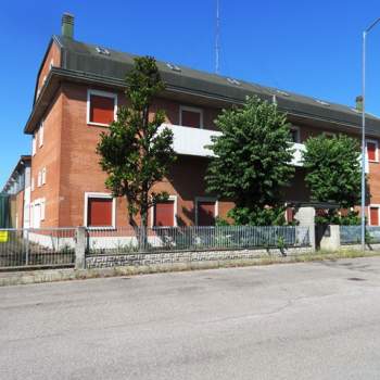 Ufficio in vendita a Modena (Modena)