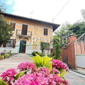 Casa singola in vendita a Magliano Alfieri (Cuneo)