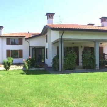 Villa in vendita a Imola (Bologna)