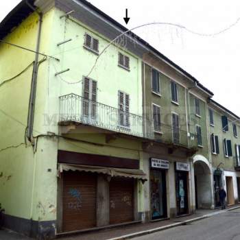 Palazzo in vendita a Garlasco (Pavia)