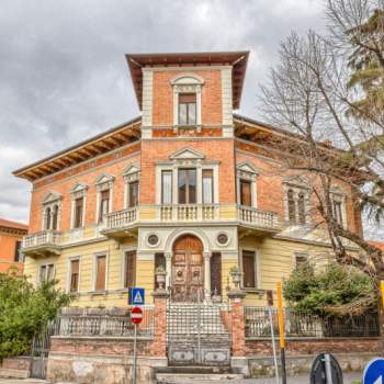 Casa singola in vendita a Foligno (Perugia)